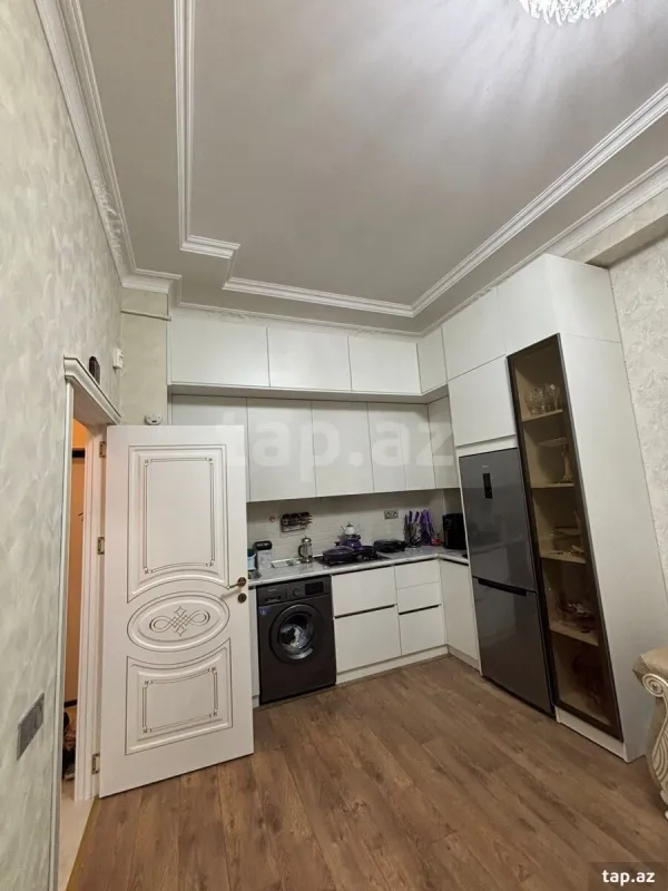 Satılır 1 otaqlı yeni tikili 45 m²