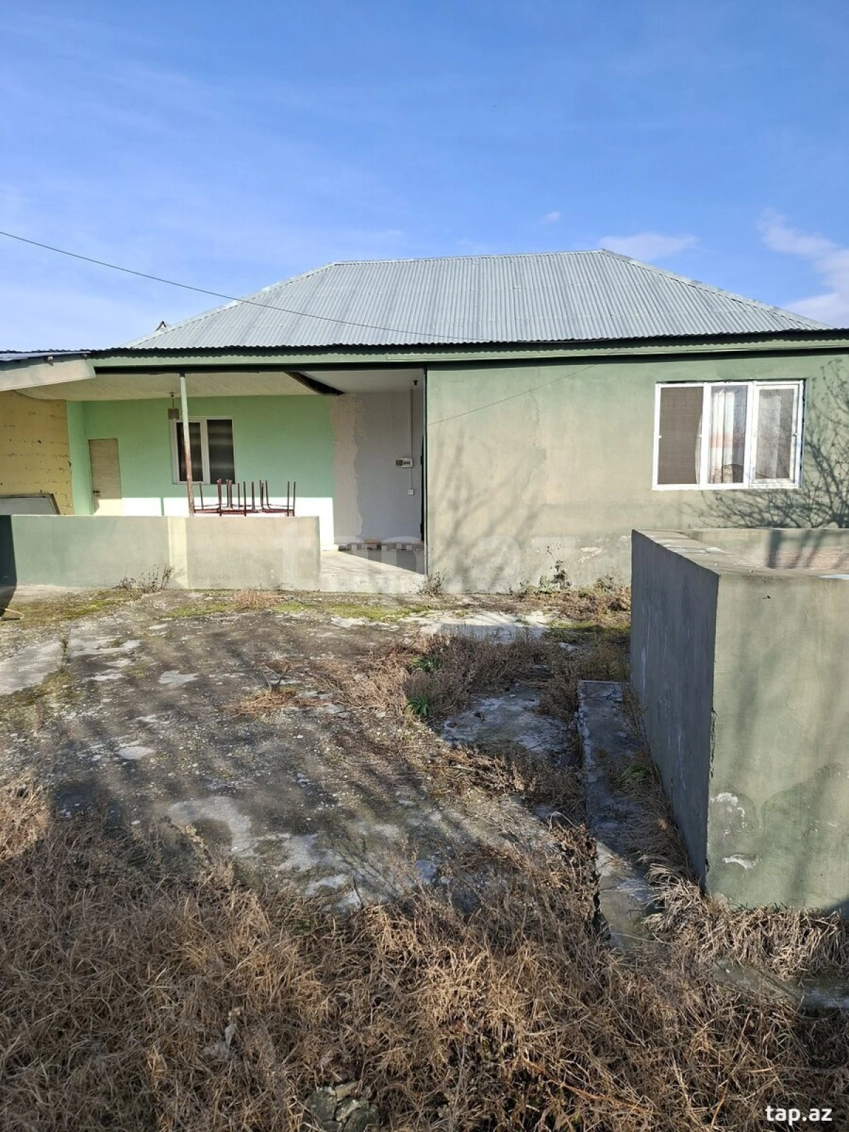 Satılır 2 otaqlı həyət evi