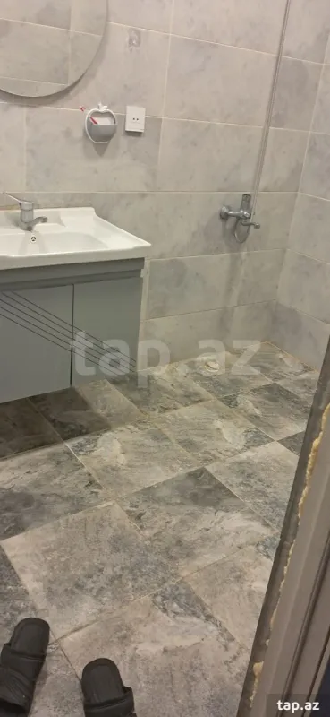 Kirayə verilir 2 otaqlı həyət evi