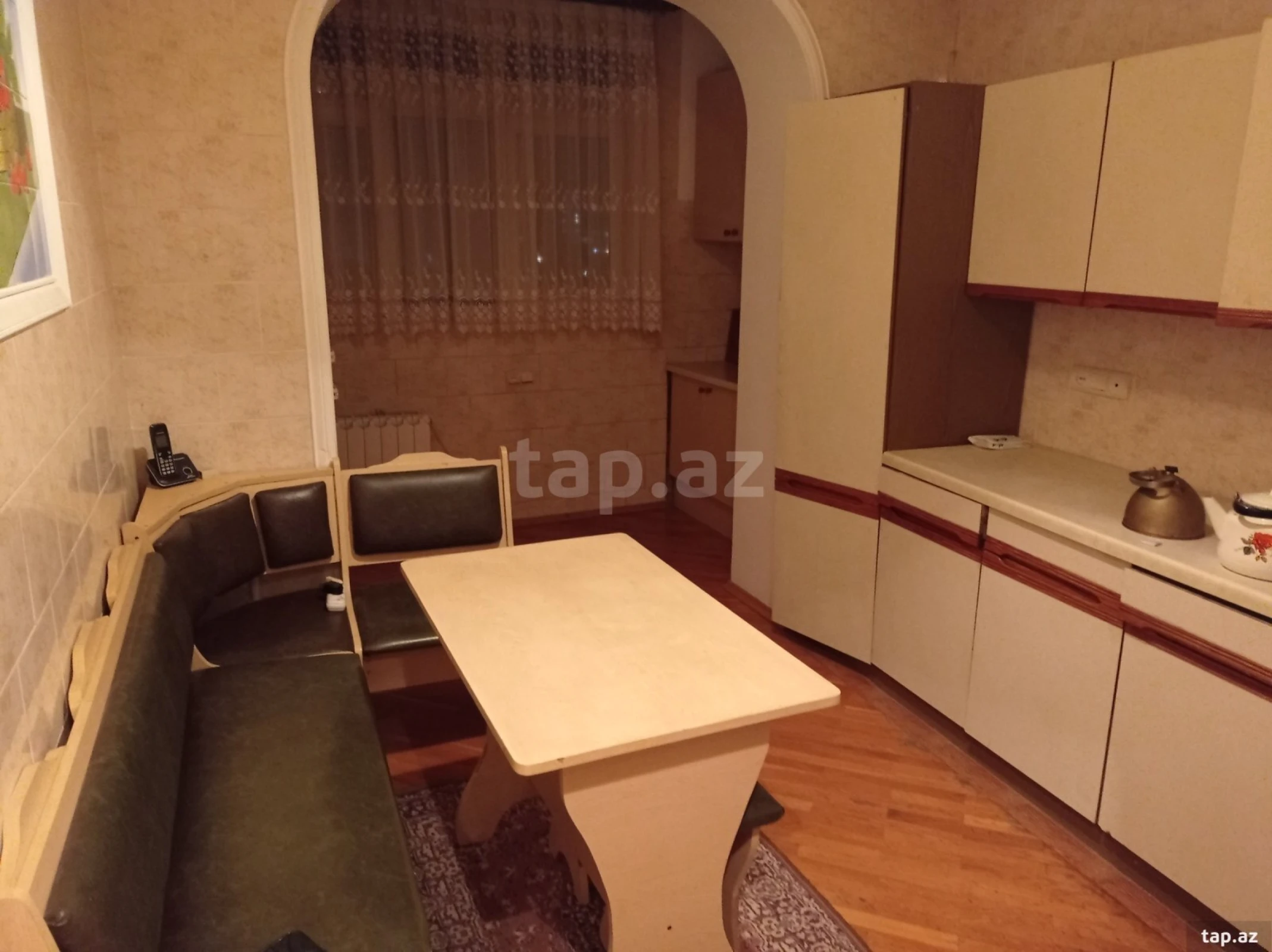 Kirayə verilir 2 otaqlı mənzil 60 m²