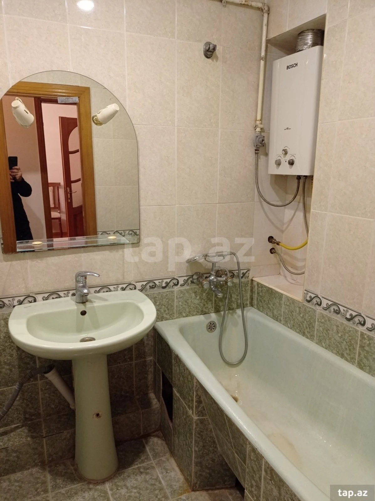 Kirayə verilir 2 otaqlı mənzil 60 m²