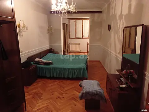 Kirayə verilir 2 otaqlı mənzil 60 m²