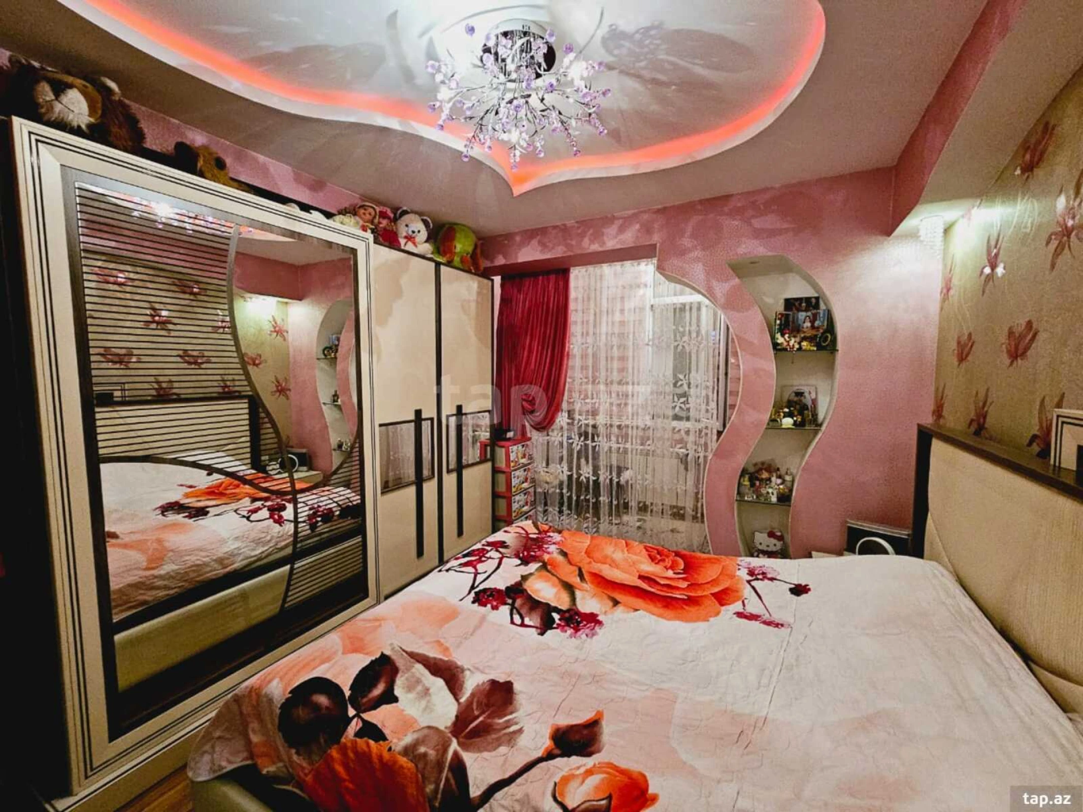 Satılır 2 otaqlı yeni tikili 70 m²