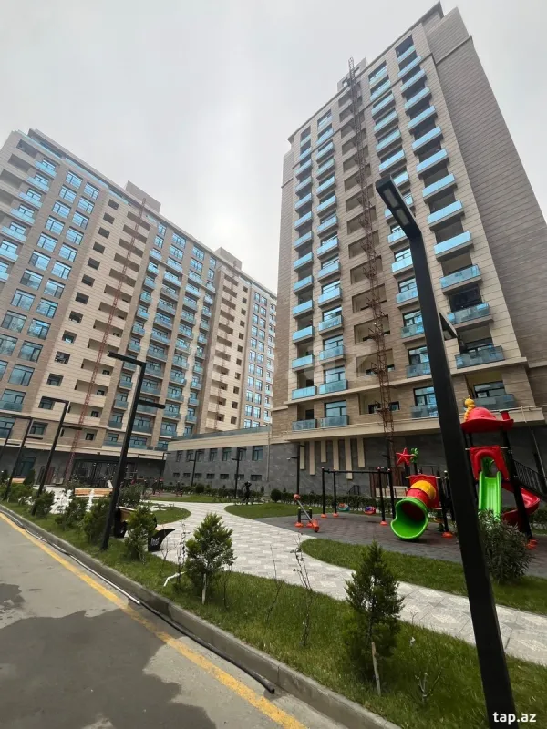 Satılır 3 otaqlı yeni tikili 100 m²