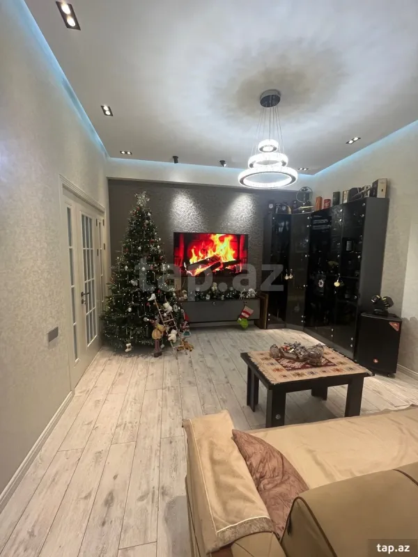 Satılır 3 otaqlı yeni tikili 100 m²