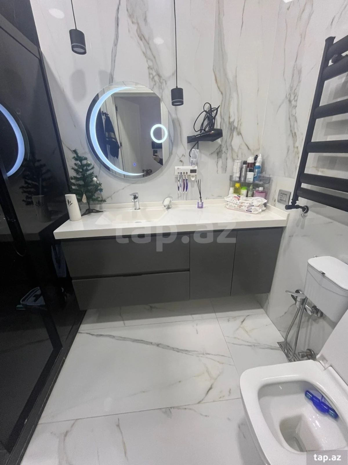 Satılır 3 otaqlı yeni tikili 100 m²