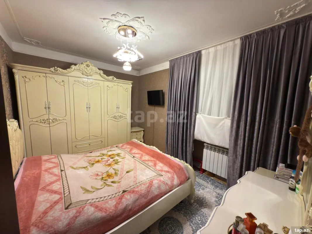 Satılır 2 otaqlı mənzil 60 m²