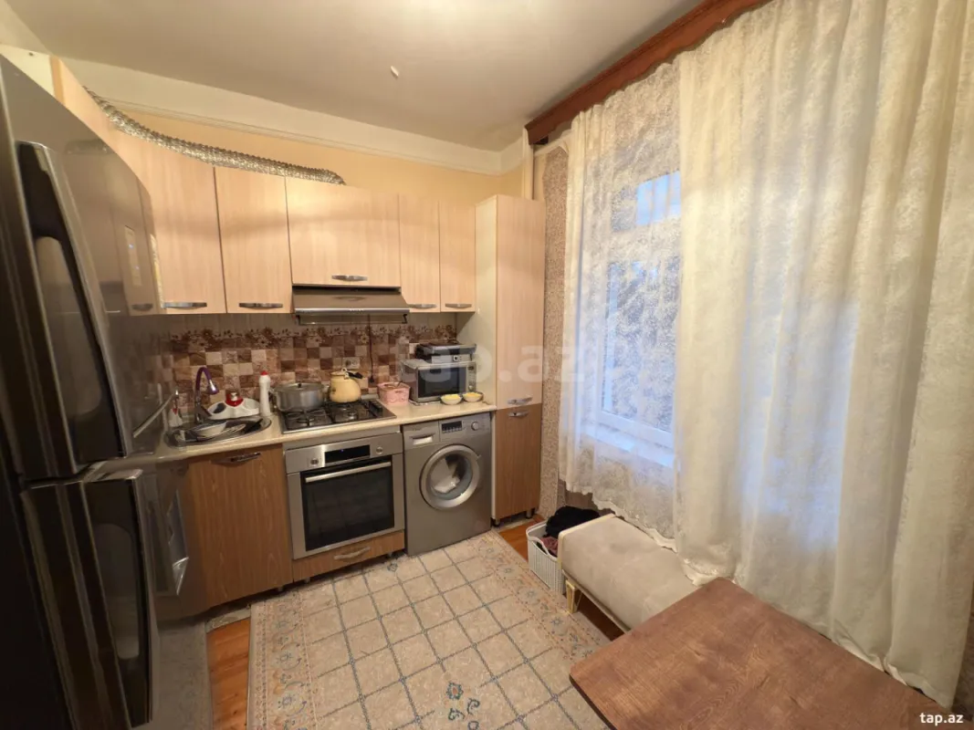 Satılır 2 otaqlı mənzil 60 m²