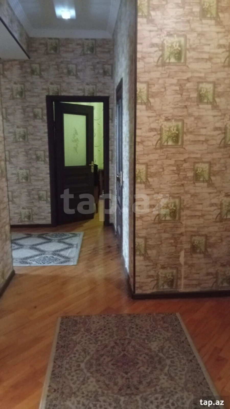 Kirayə verilir 3 otaqlı yeni tikili 100 m²