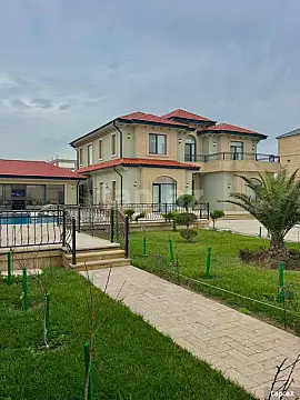 Satılır 5 otaqlı həyət evi — Bakı, Şüvəlan 5 otaq