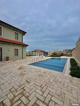 Satılır 5 otaqlı həyət evi