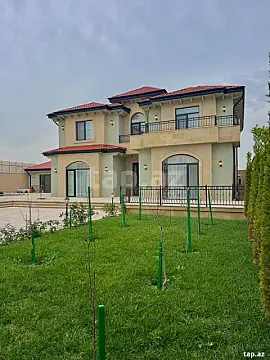 Satılır 5 otaqlı həyət evi
