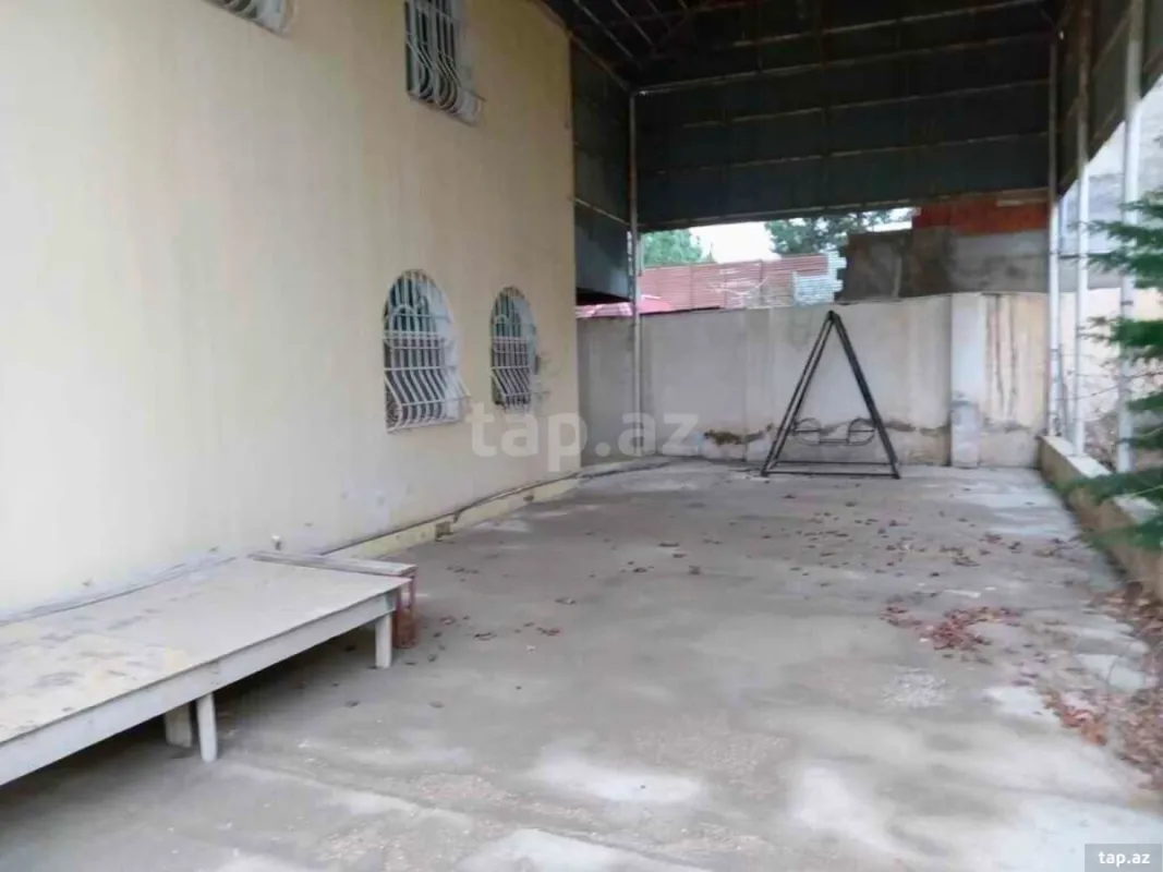 Satılır 6 otaqlı həyət evi 375 m²