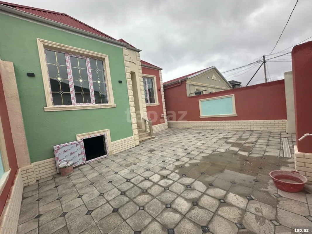 Satılır 3 otaqlı həyət evi