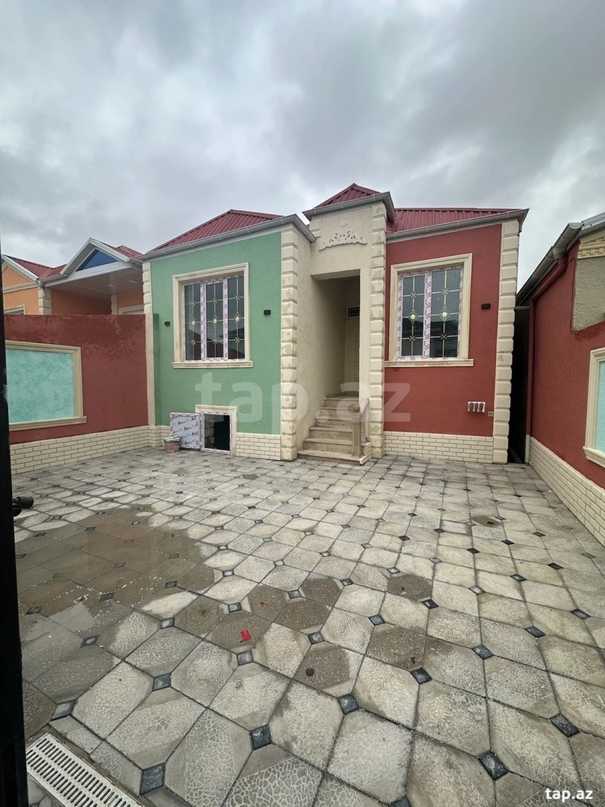 Satılır 3 otaqlı həyət evi