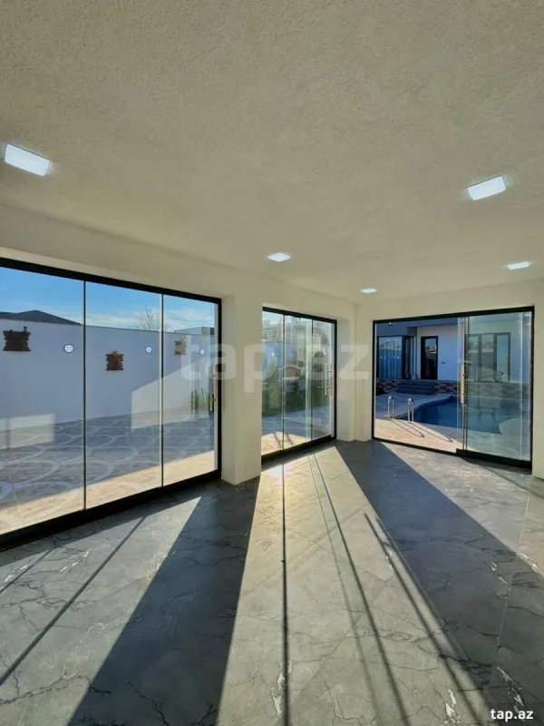 Satılır 4 otaqlı həyət evi