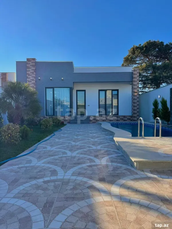 Satılır 4 otaqlı həyət evi