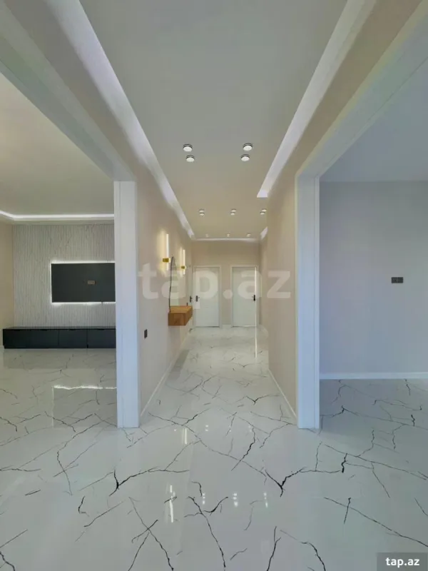 Satılır 4 otaqlı həyət evi