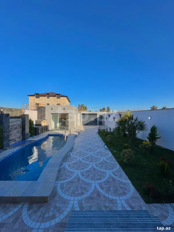 Satılır 4 otaqlı həyət evi