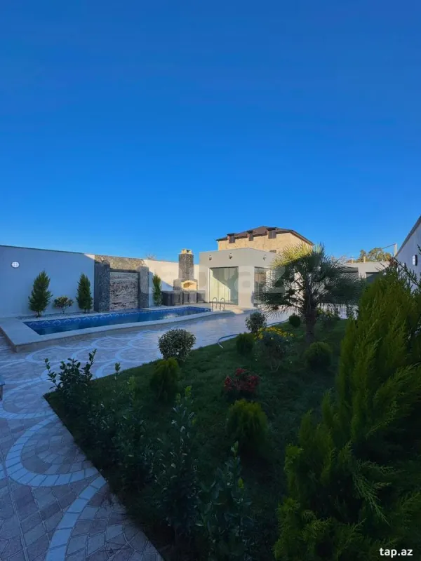 Satılır 4 otaqlı həyət evi