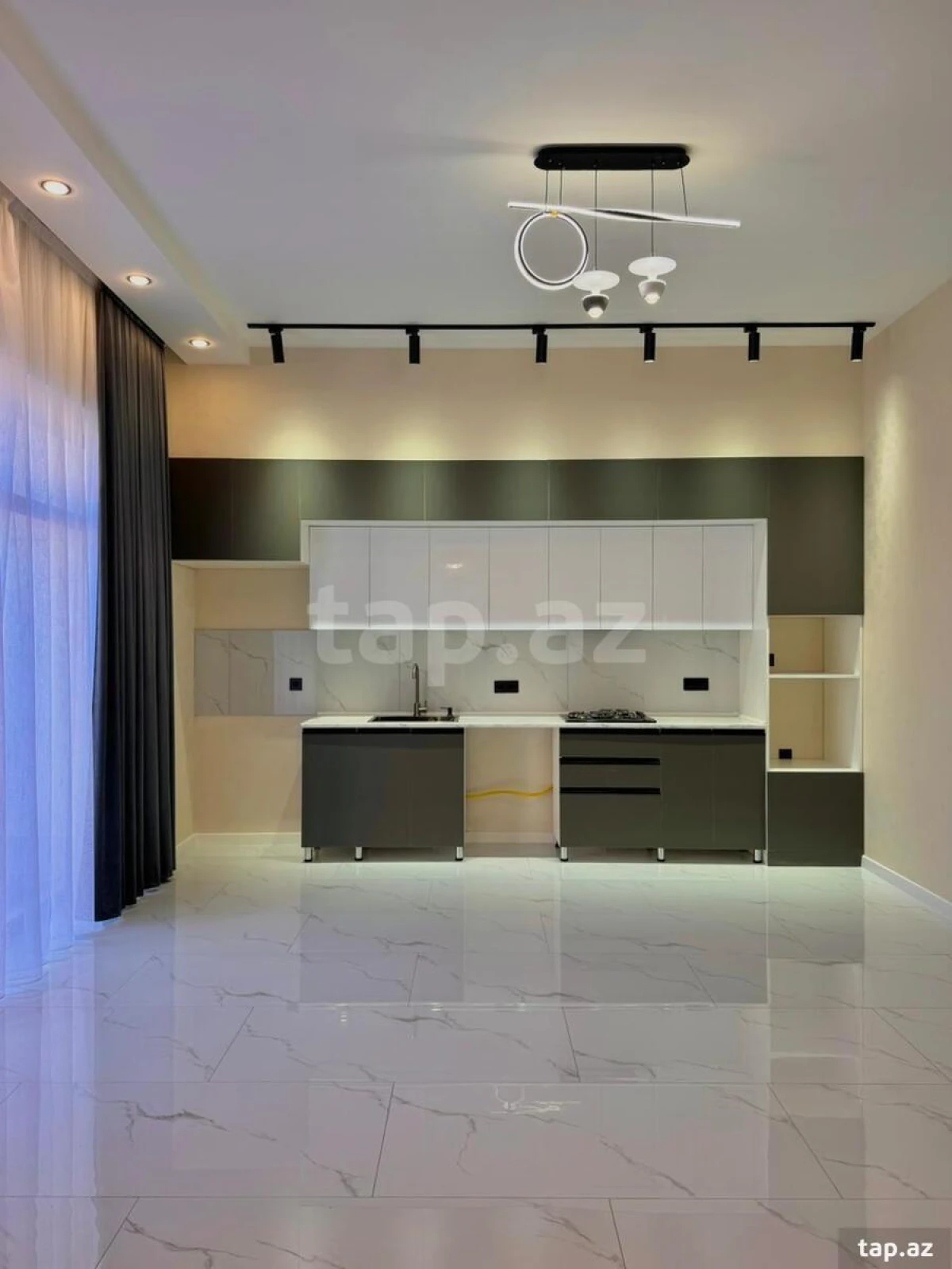 Satılır 3 otaqlı həyət evi