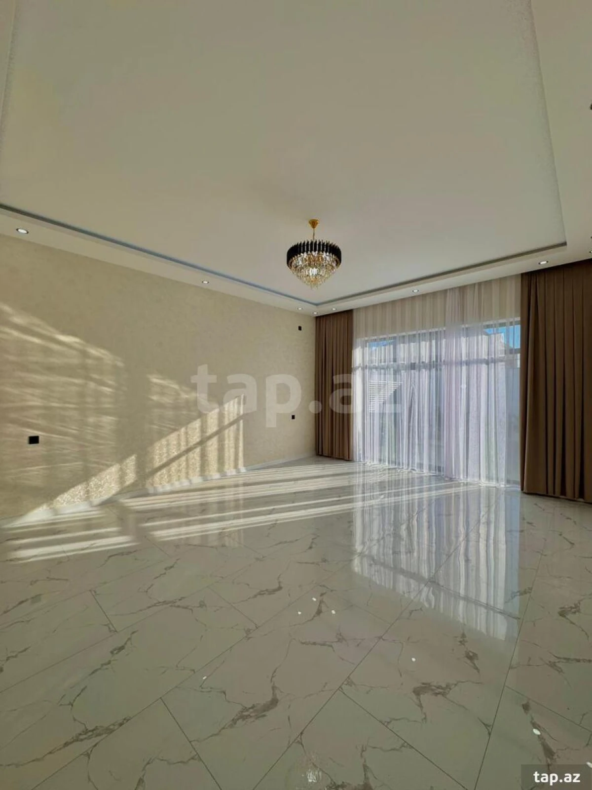 Satılır 3 otaqlı həyət evi