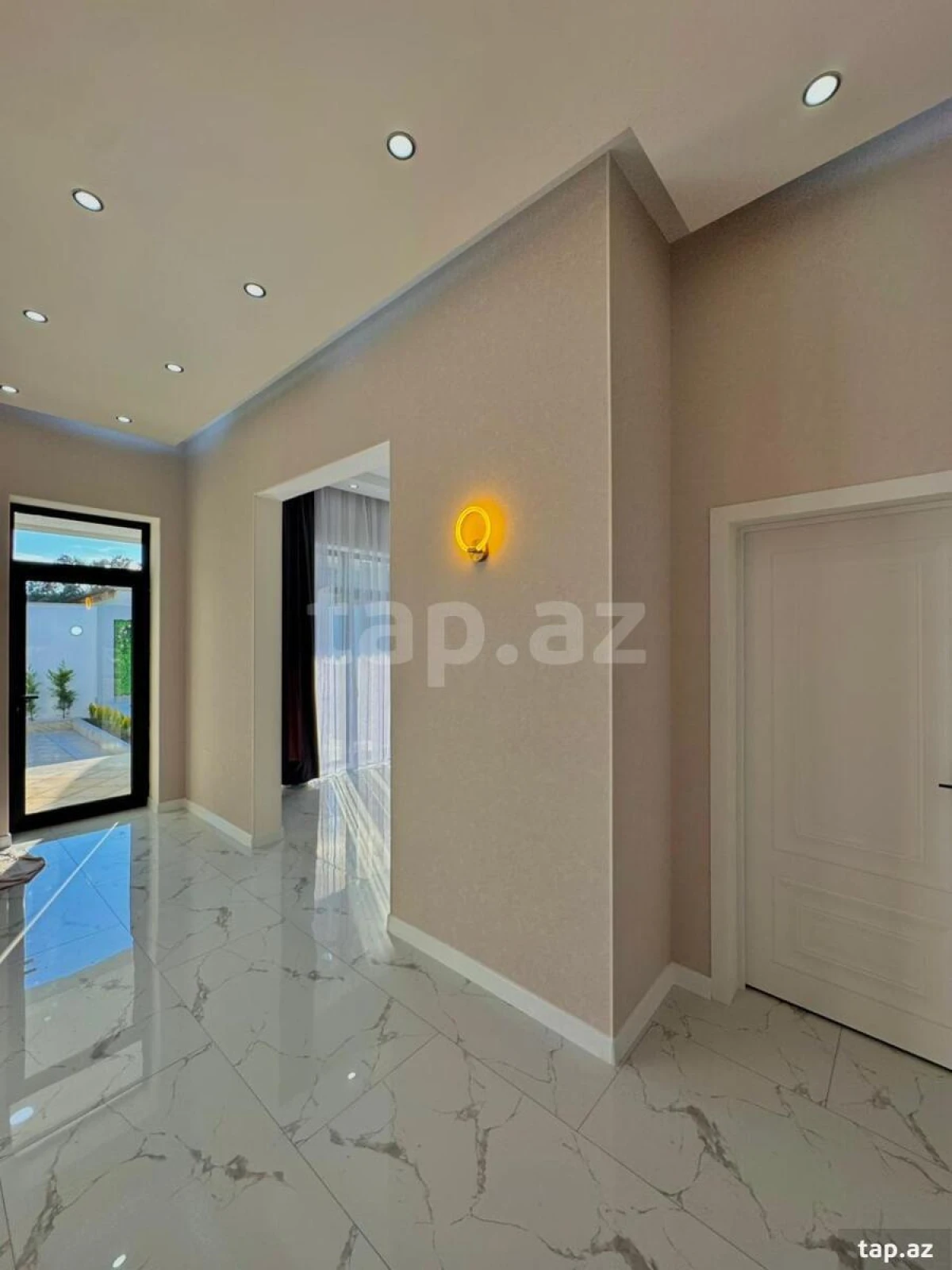 Satılır 3 otaqlı həyət evi