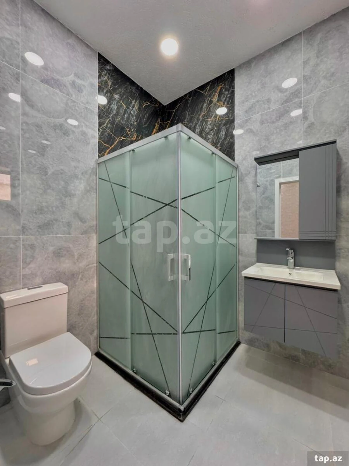 Satılır 4 otaqlı həyət evi