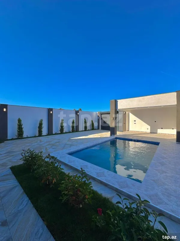 Satılır 4 otaqlı həyət evi