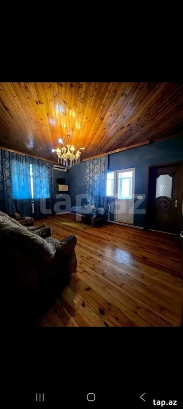 Satılır 6 otaqlı həyət evi