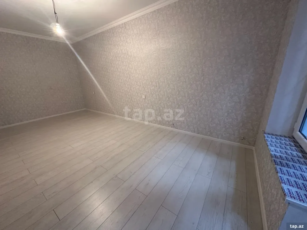 Satılır 4 otaqlı həyət evi 180 m²