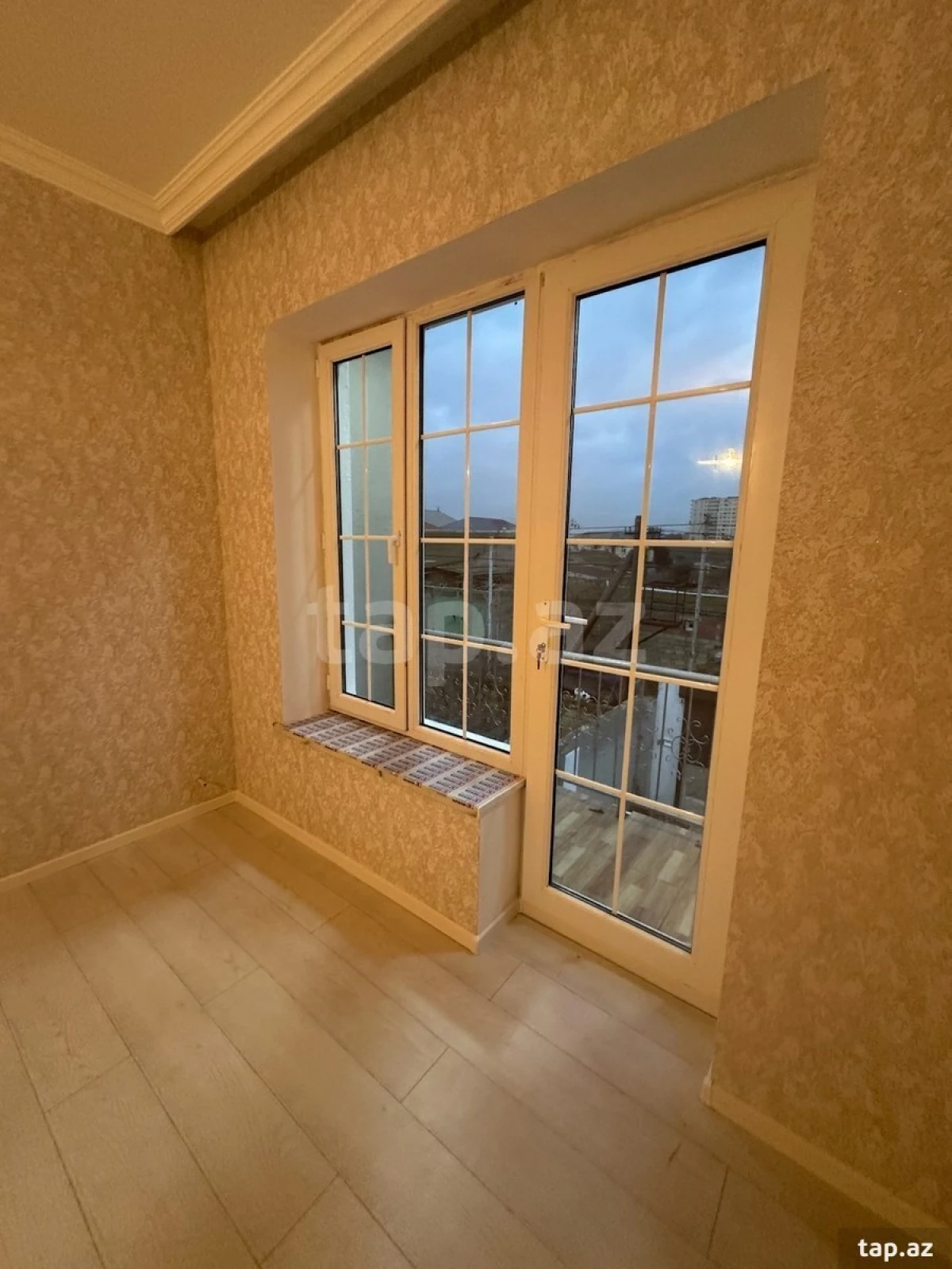 Satılır 4 otaqlı həyət evi 180 m²