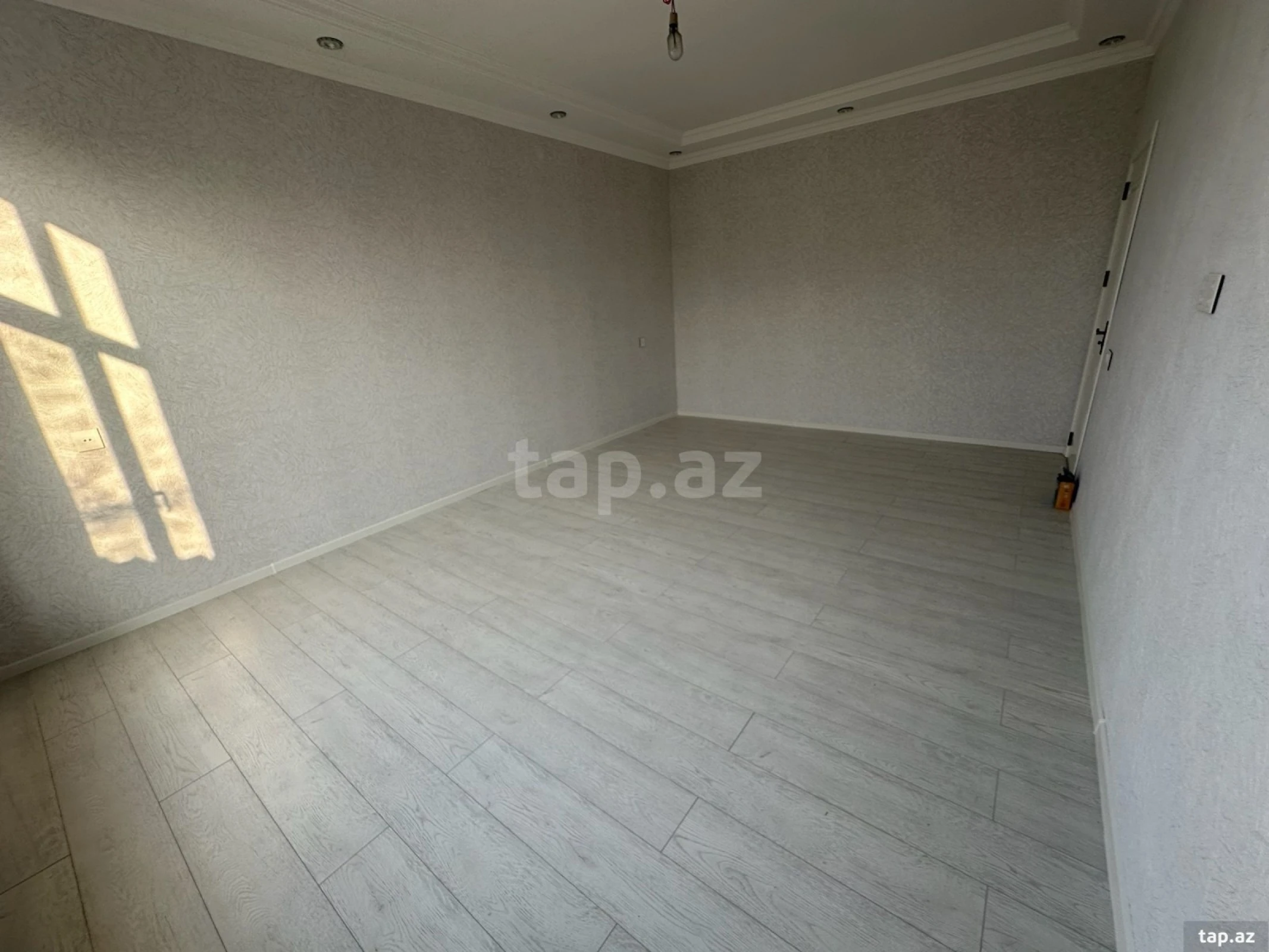 Satılır 4 otaqlı həyət evi 180 m²