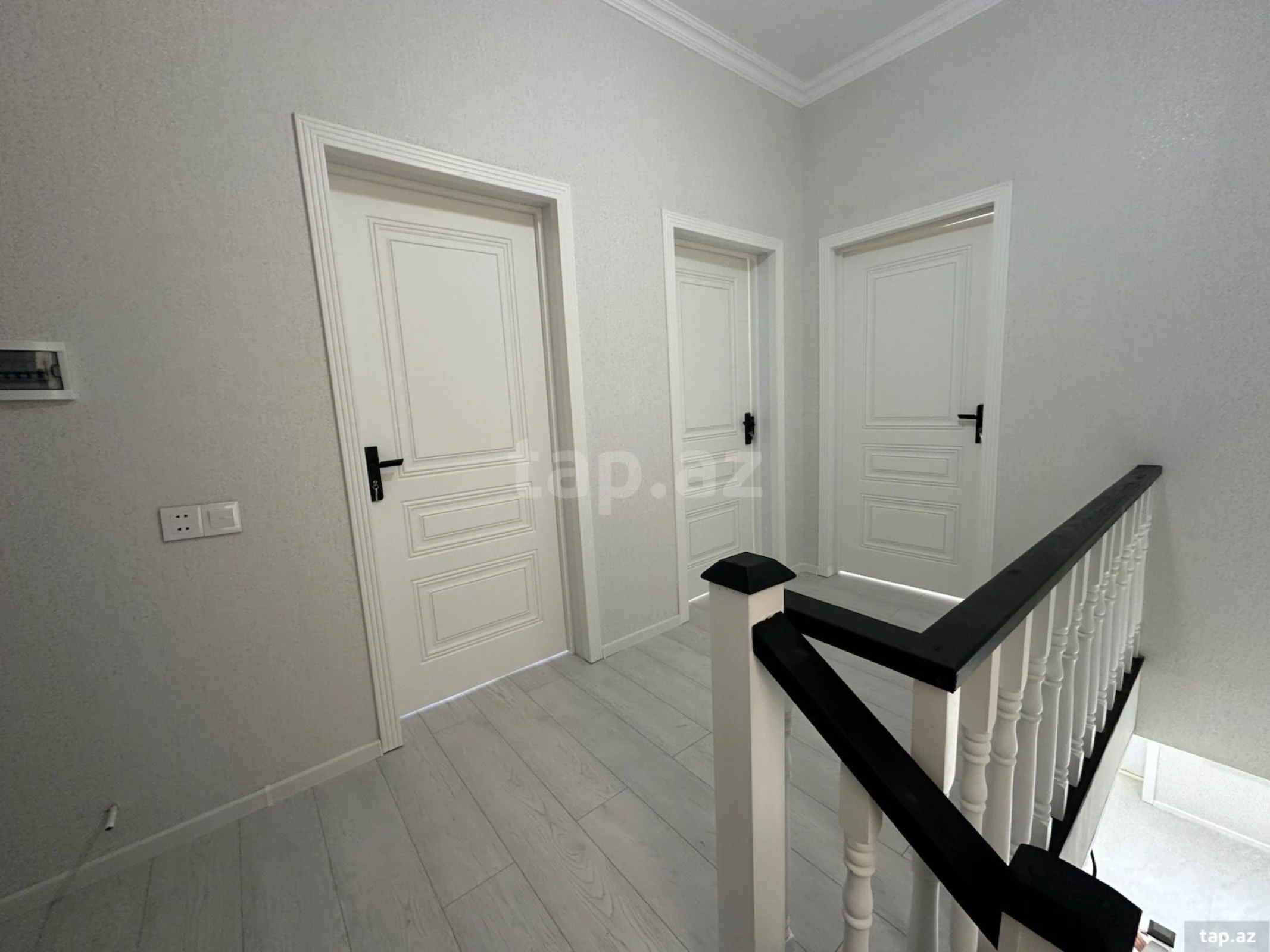 Satılır 4 otaqlı həyət evi 180 m²