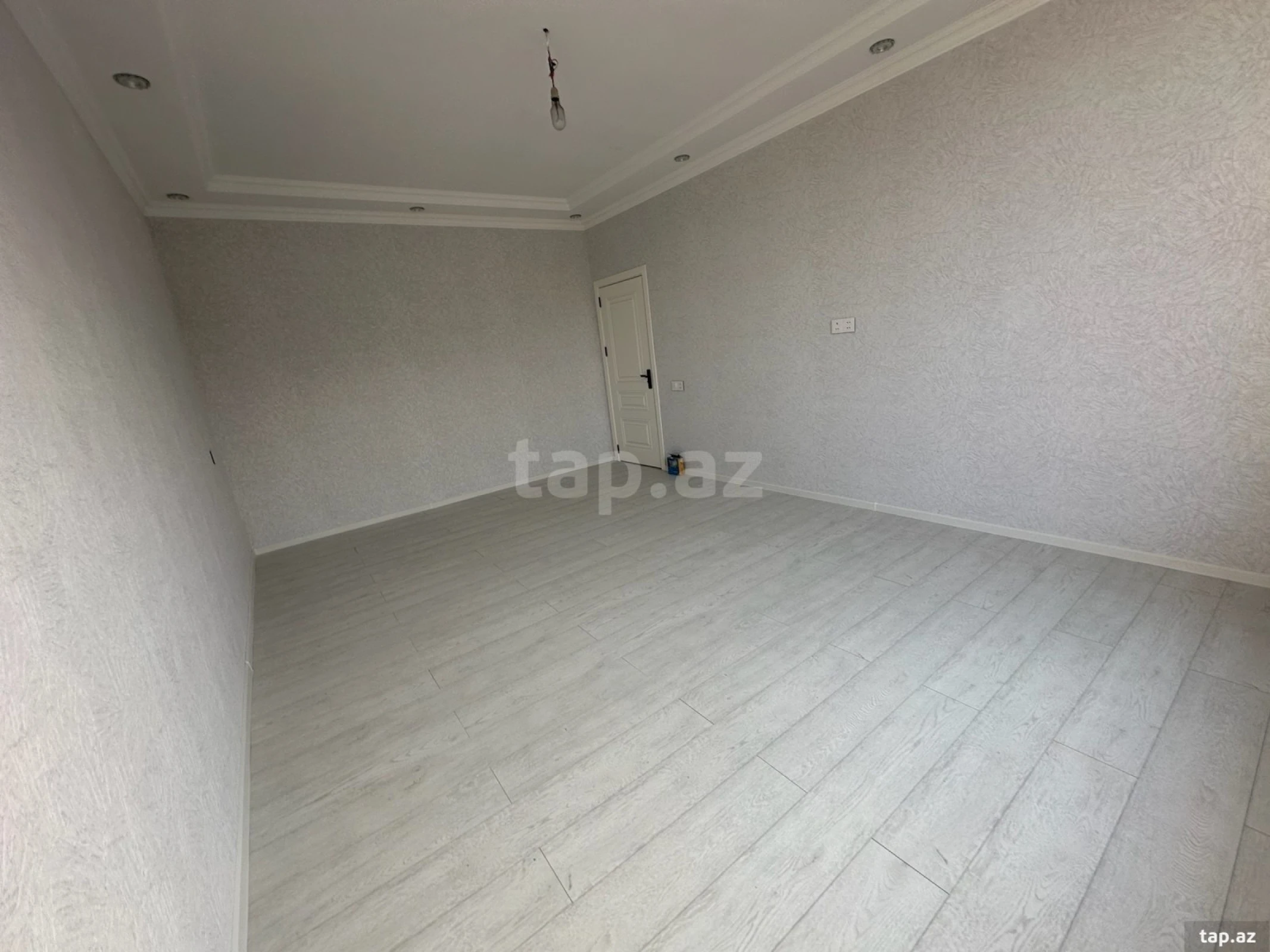 Satılır 4 otaqlı həyət evi 180 m²