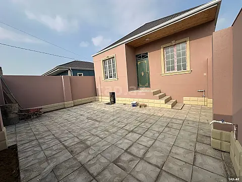 Satılır 3 otaqlı həyət evi 70 m² — Bakı, Saray 3 otaq 70.00 m²