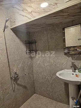 Satılır 2 otaqlı mənzil 45 m²