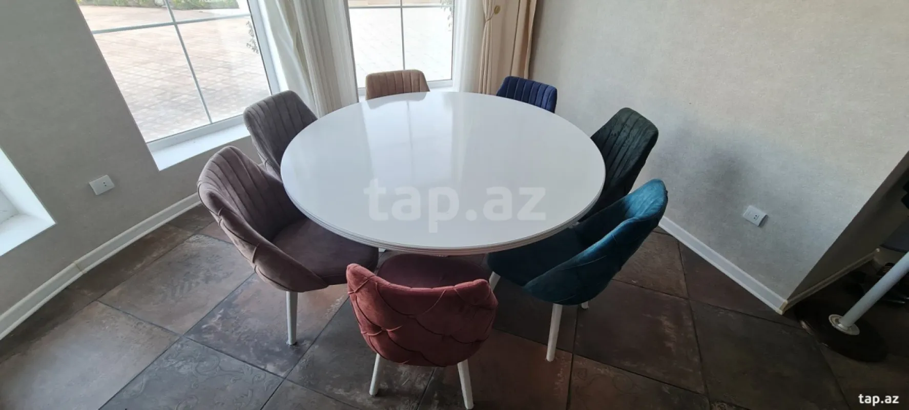 Kirayə verilir 6 otaqlı həyət evi