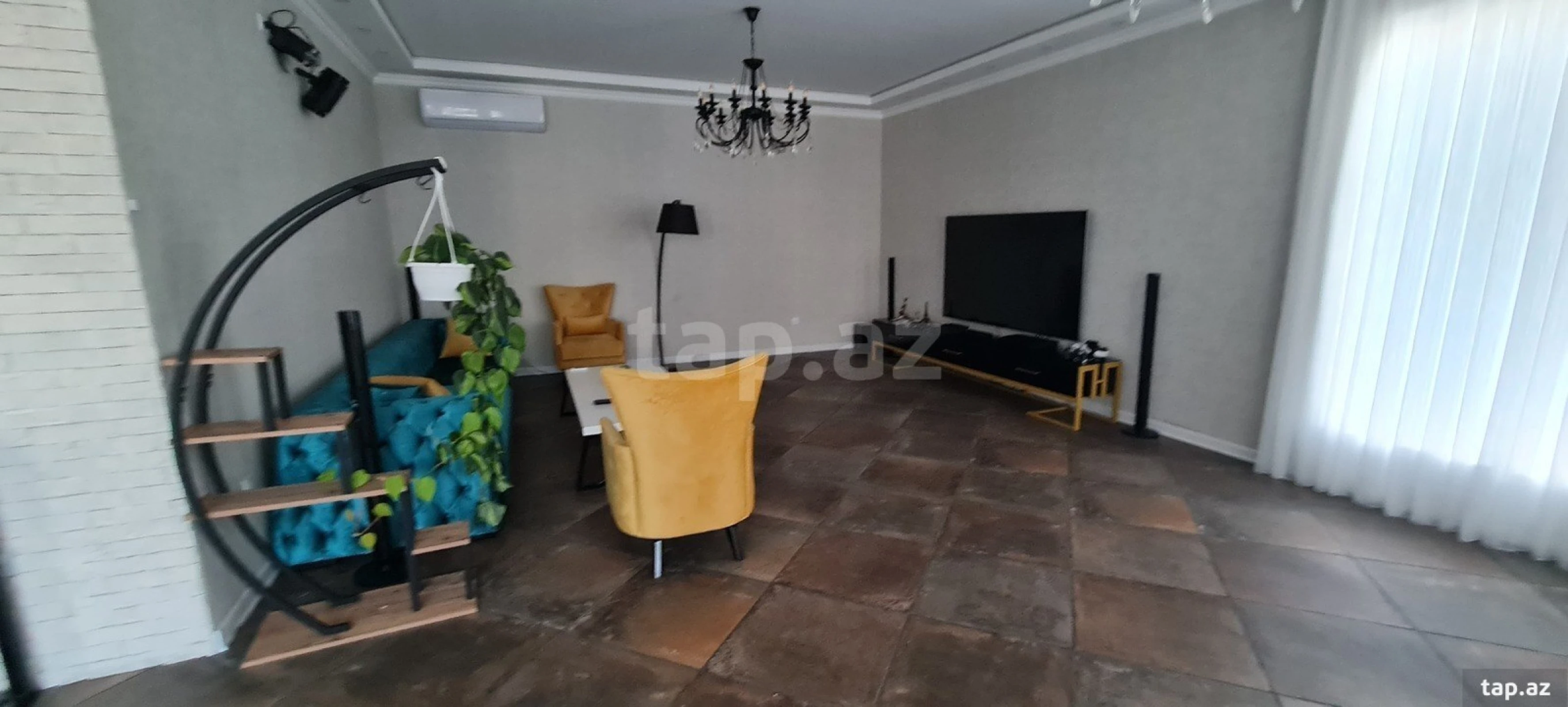 Kirayə verilir 6 otaqlı həyət evi