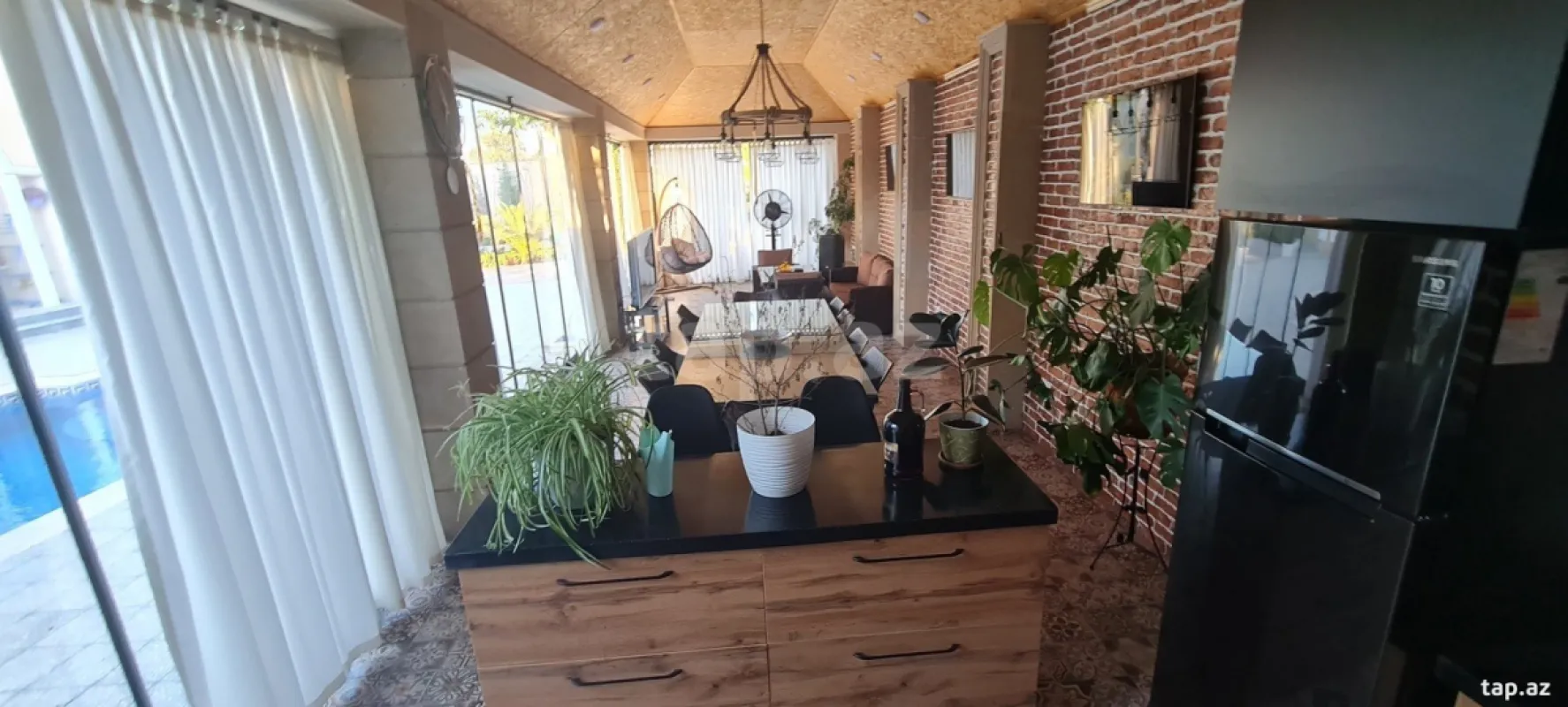 Kirayə verilir 6 otaqlı həyət evi