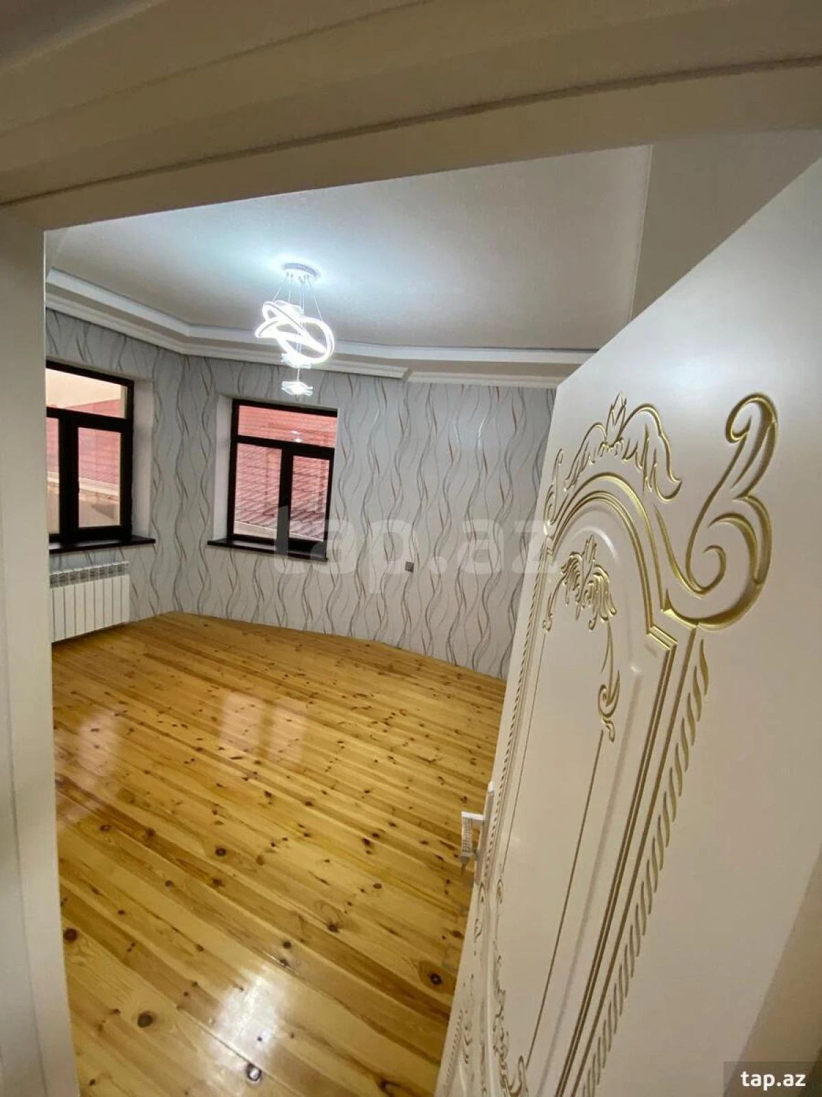 Kirayə verilir 6 otaqlı həyət evi