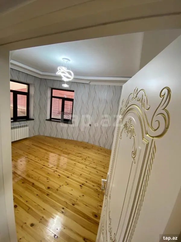 Kirayə verilir 6 otaqlı həyət evi