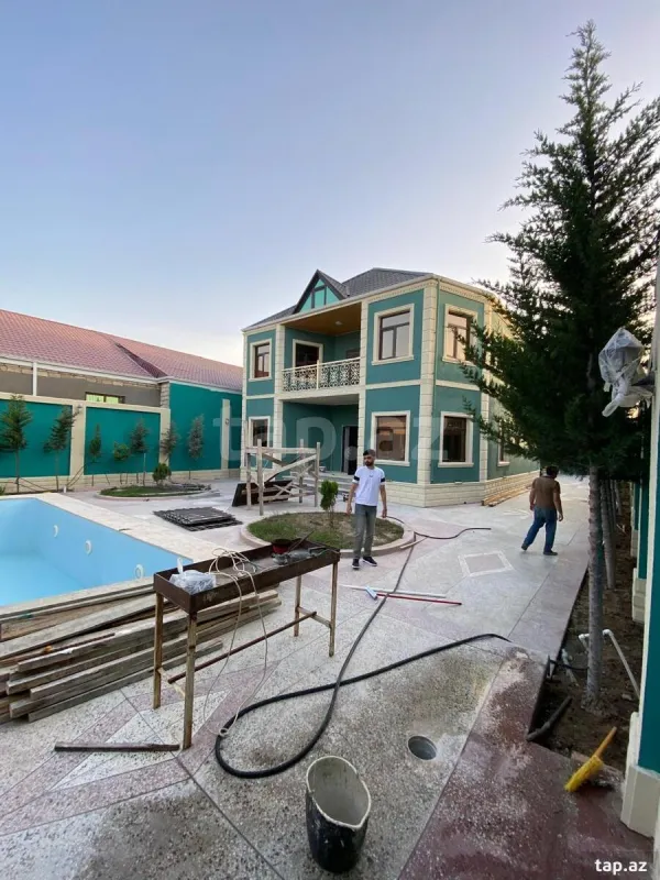 Kirayə verilir 6 otaqlı həyət evi