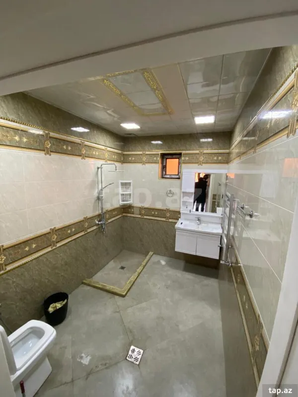 Kirayə verilir 6 otaqlı həyət evi