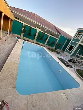 Kirayə verilir 6 otaqlı həyət evi