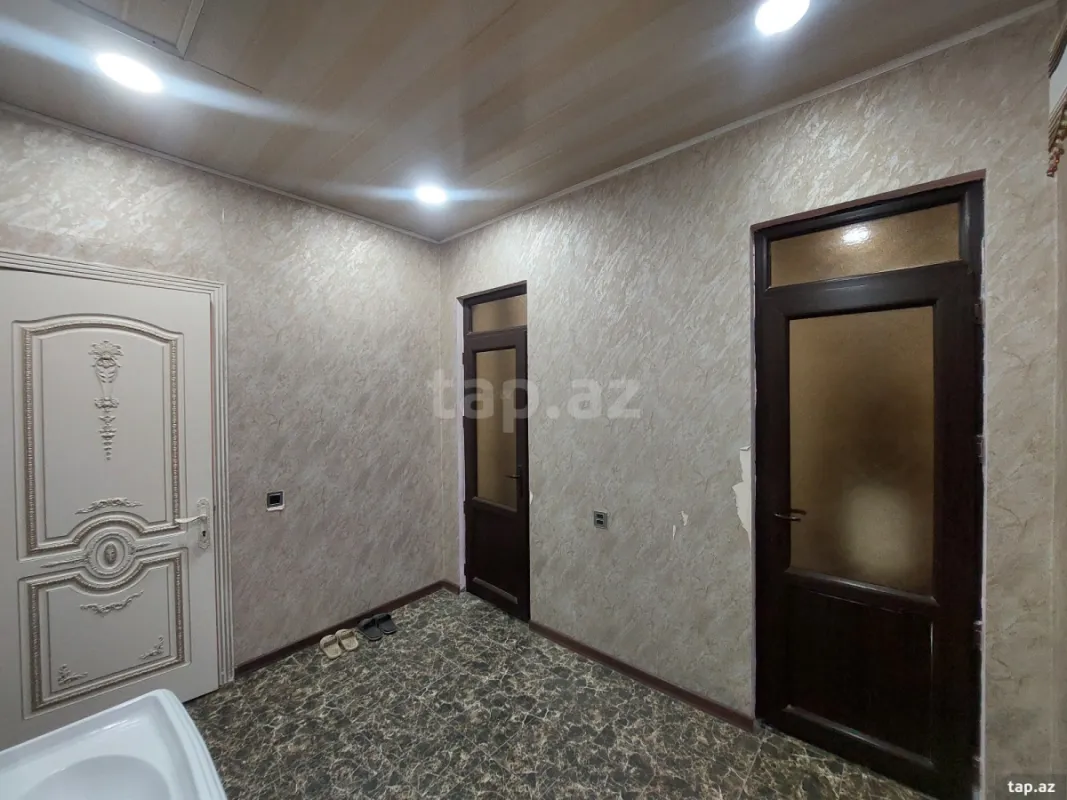 Satılır 4 otaqlı həyət evi