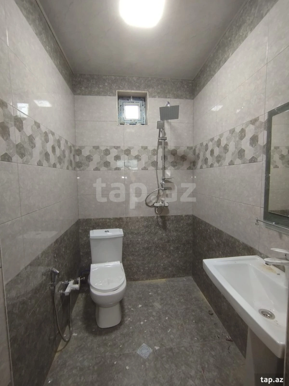 Satılır 3 otaqlı həyət evi