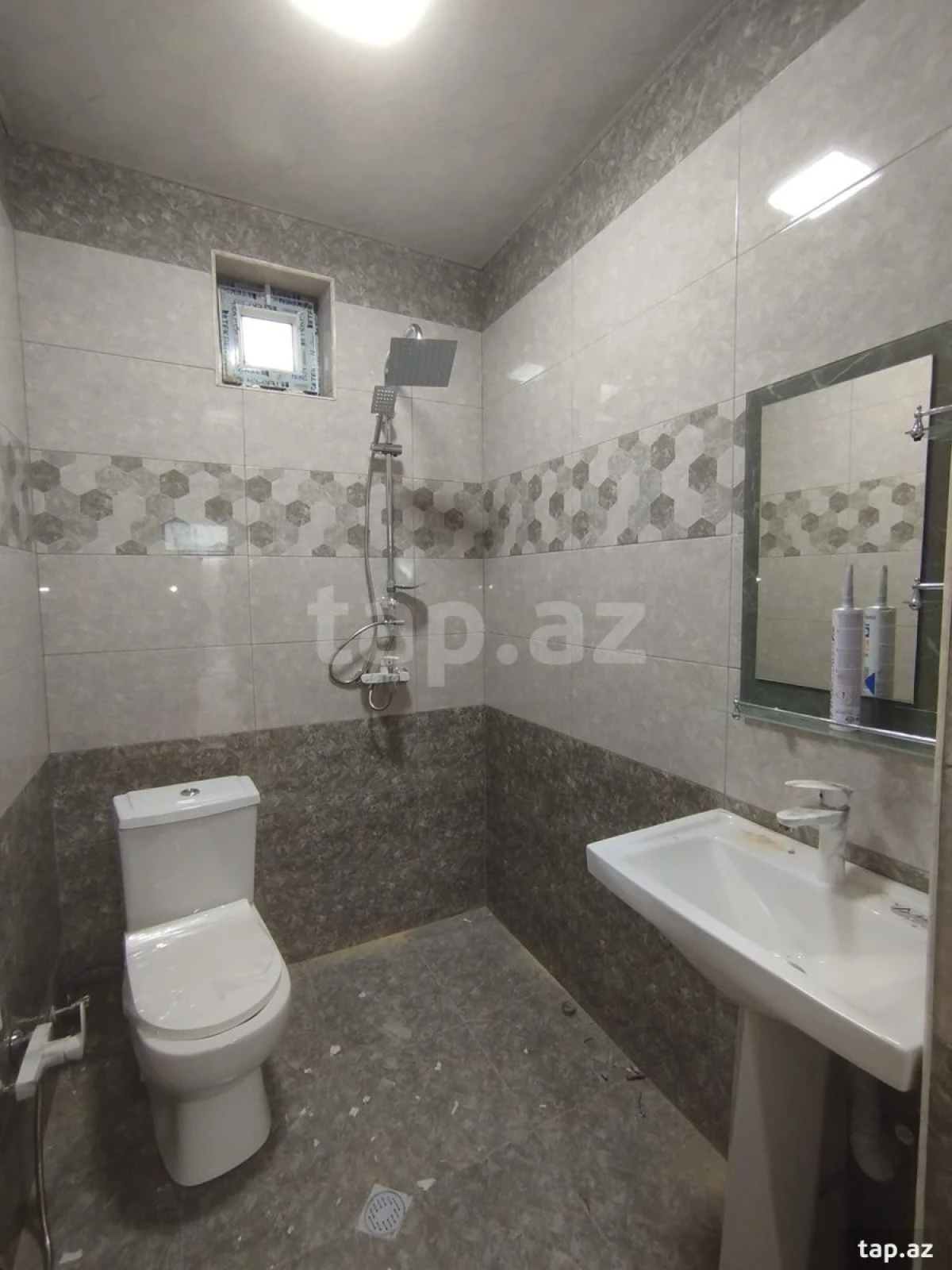 Satılır 3 otaqlı həyət evi