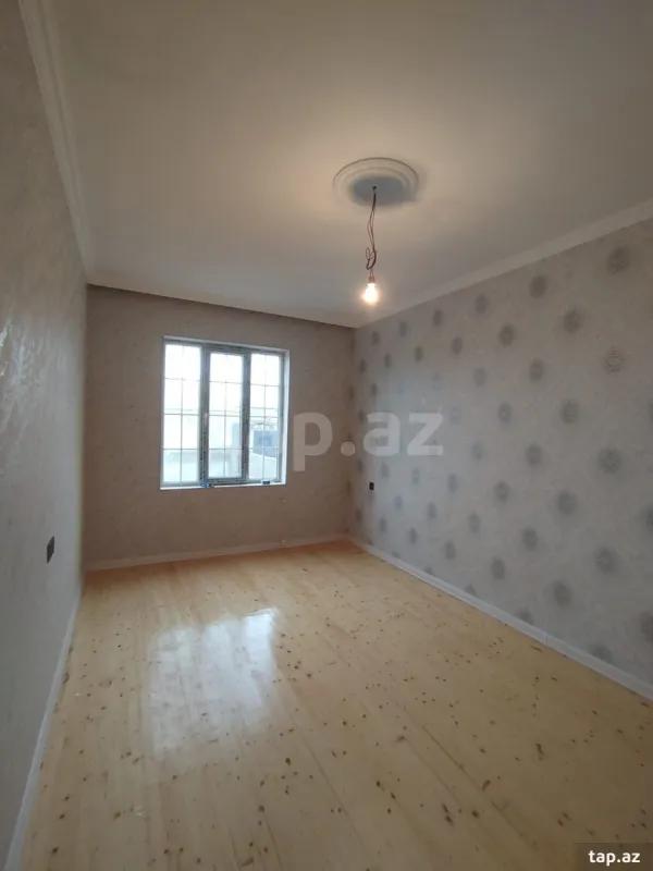 Satılır 3 otaqlı həyət evi