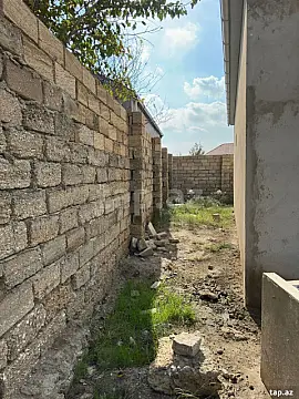 Satılır 4 otaqlı həyət evi